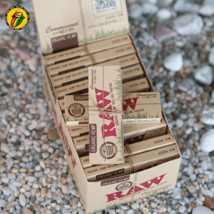 Giấy Cuốn Raw Organic Connoisseur 1-1/4 Kèm Tips - GC139
